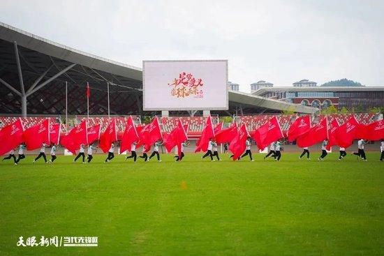 但是，就埃文斯目前的表现来看，他确实让曼联看到了他们是需要什么样的中后卫。